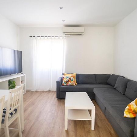 Apartamentos céntricos, parking, wifi y A/C Granada Exterior foto